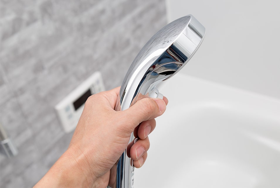 お風呂のシャワーヘッドの掃除方法とは 重曹 クエン酸でカビ つまり予防 生活救急車