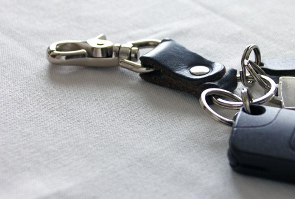 車の鍵の探し方 スマートキーがよく見つかる場所や予防策 生活救急車